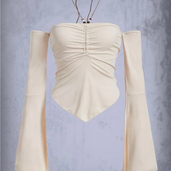 SHEIN Ruched Hanky Hem Halter Top - Picture 2 of 3